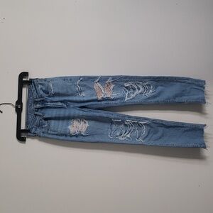 American Eagle High Waisted Mom Straight Patch Jean